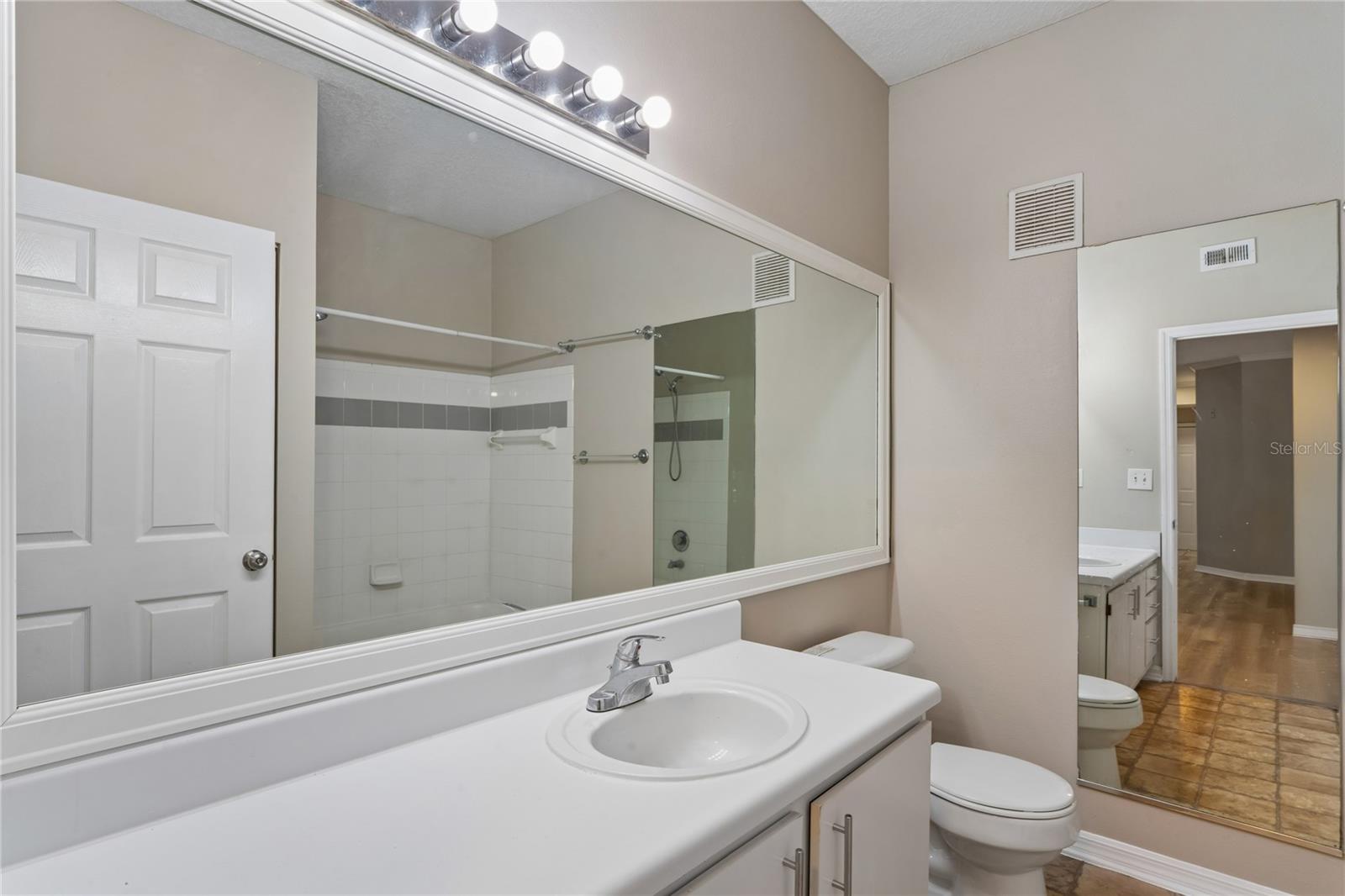 5618 PINNACLE HEIGHTS CIR #312 — photo 38