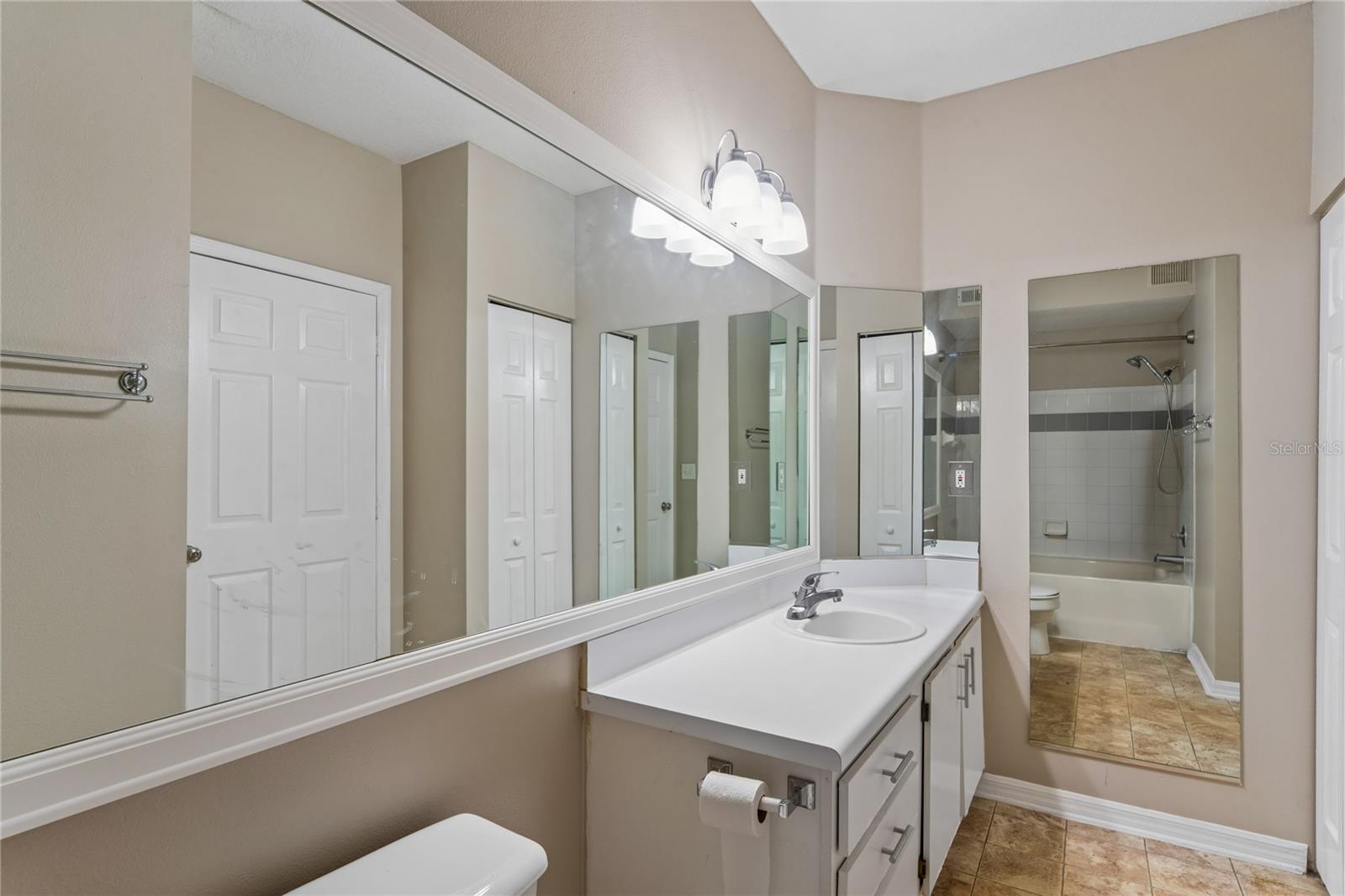 5618 PINNACLE HEIGHTS CIR #312 — photo 32