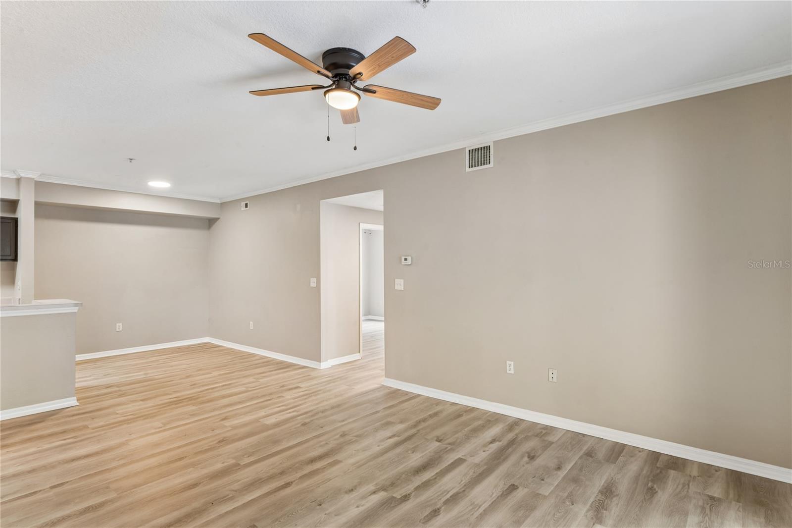 5618 PINNACLE HEIGHTS CIR #312 — photo 11