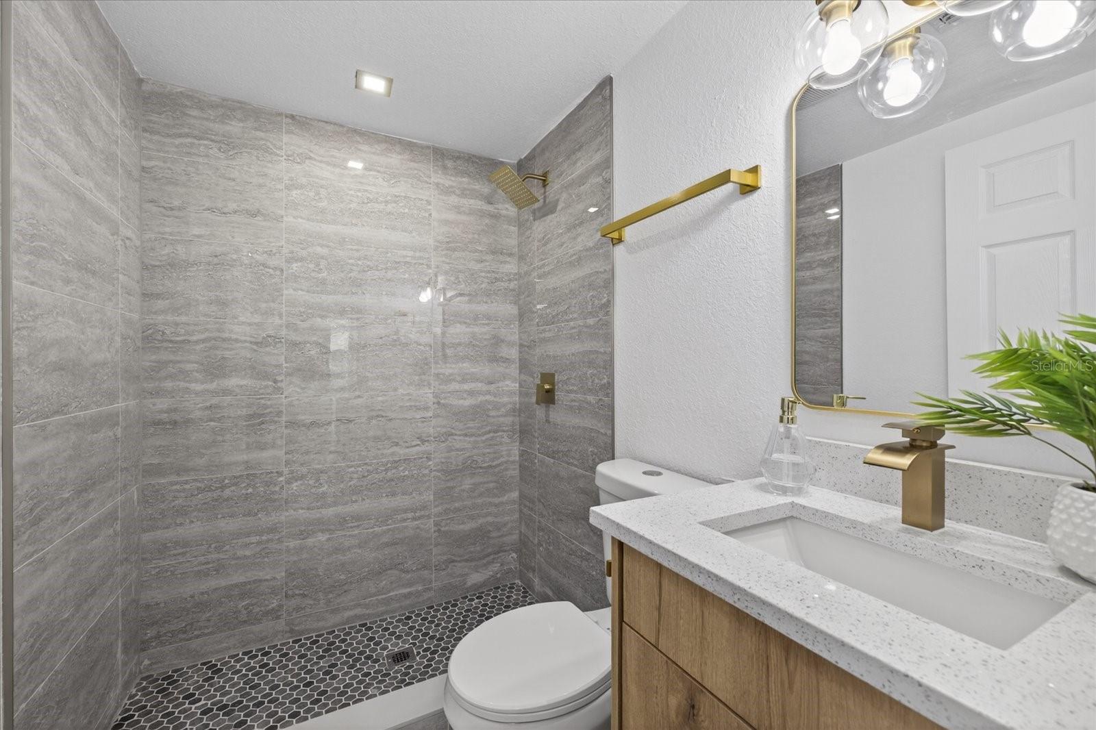 7806 E 114TH AVE — photo 28