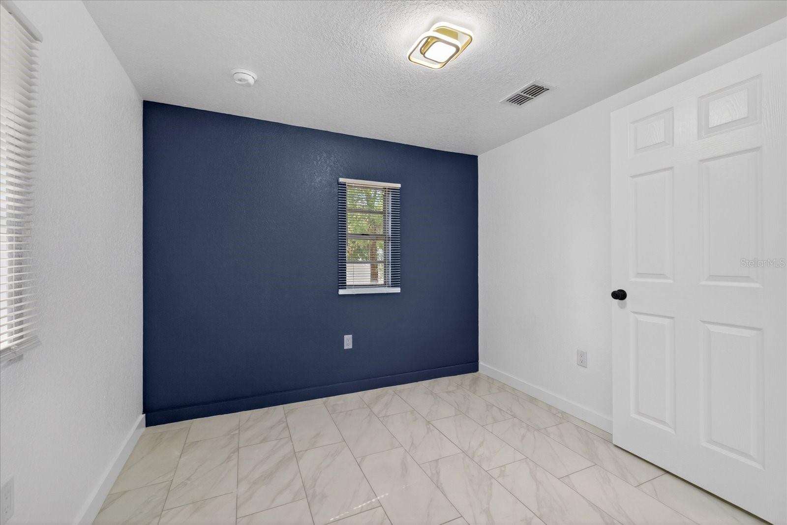 7806 E 114TH AVE — photo 31