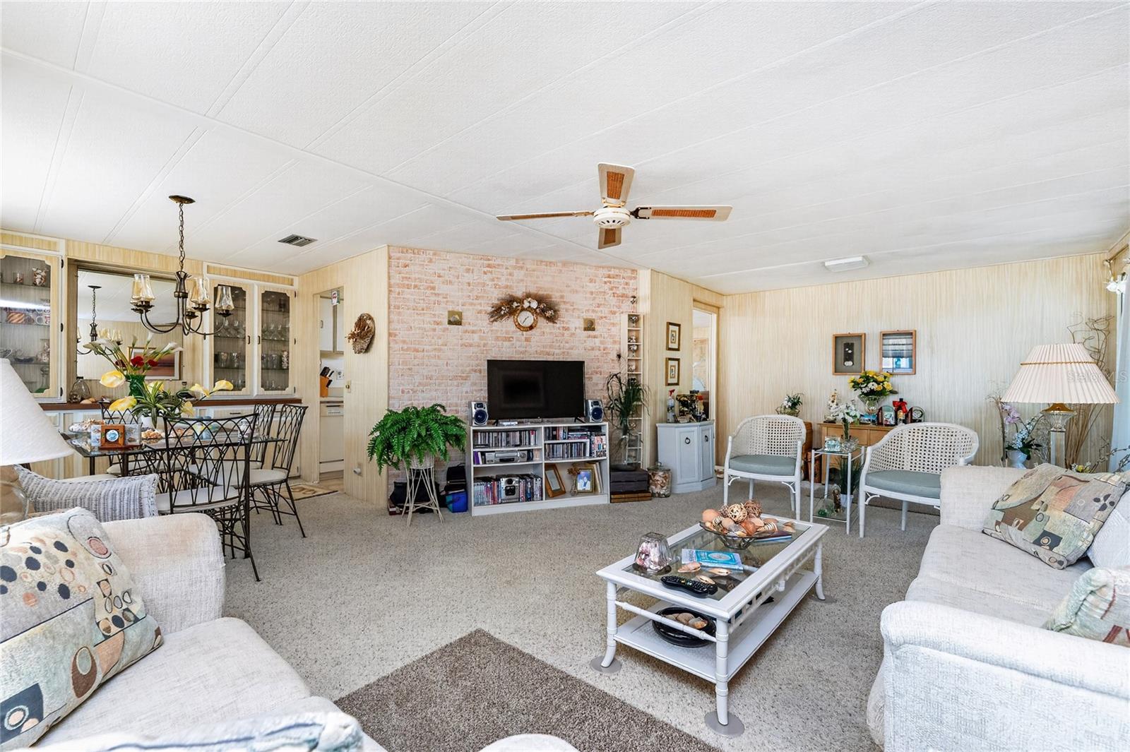 17 N FLORA VISTA ST — photo 16