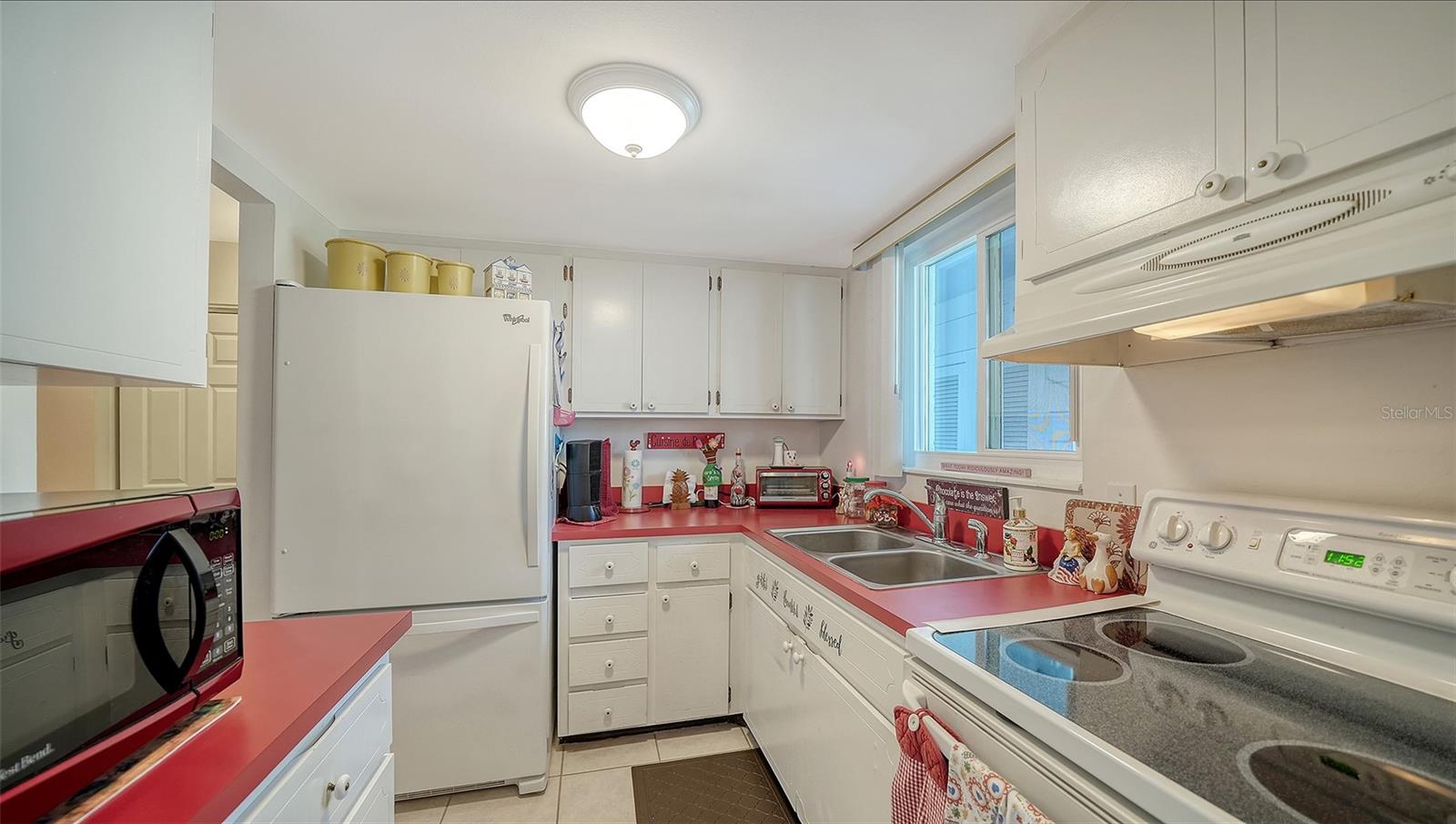 1554 PLEASANT RD #J5 — photo 15