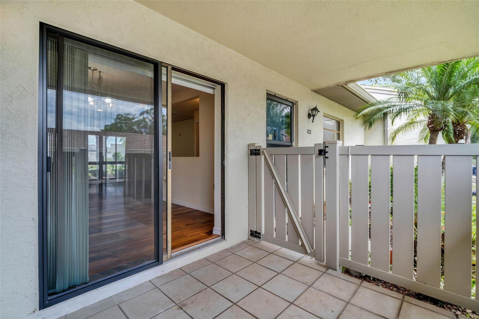 120 EVELYN CT — photo 21