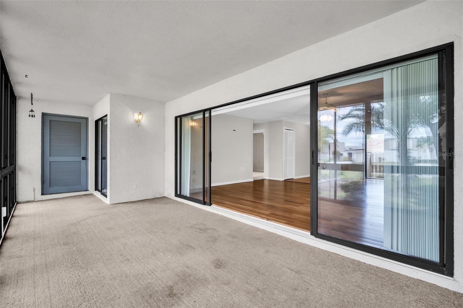 120 EVELYN CT — photo 40