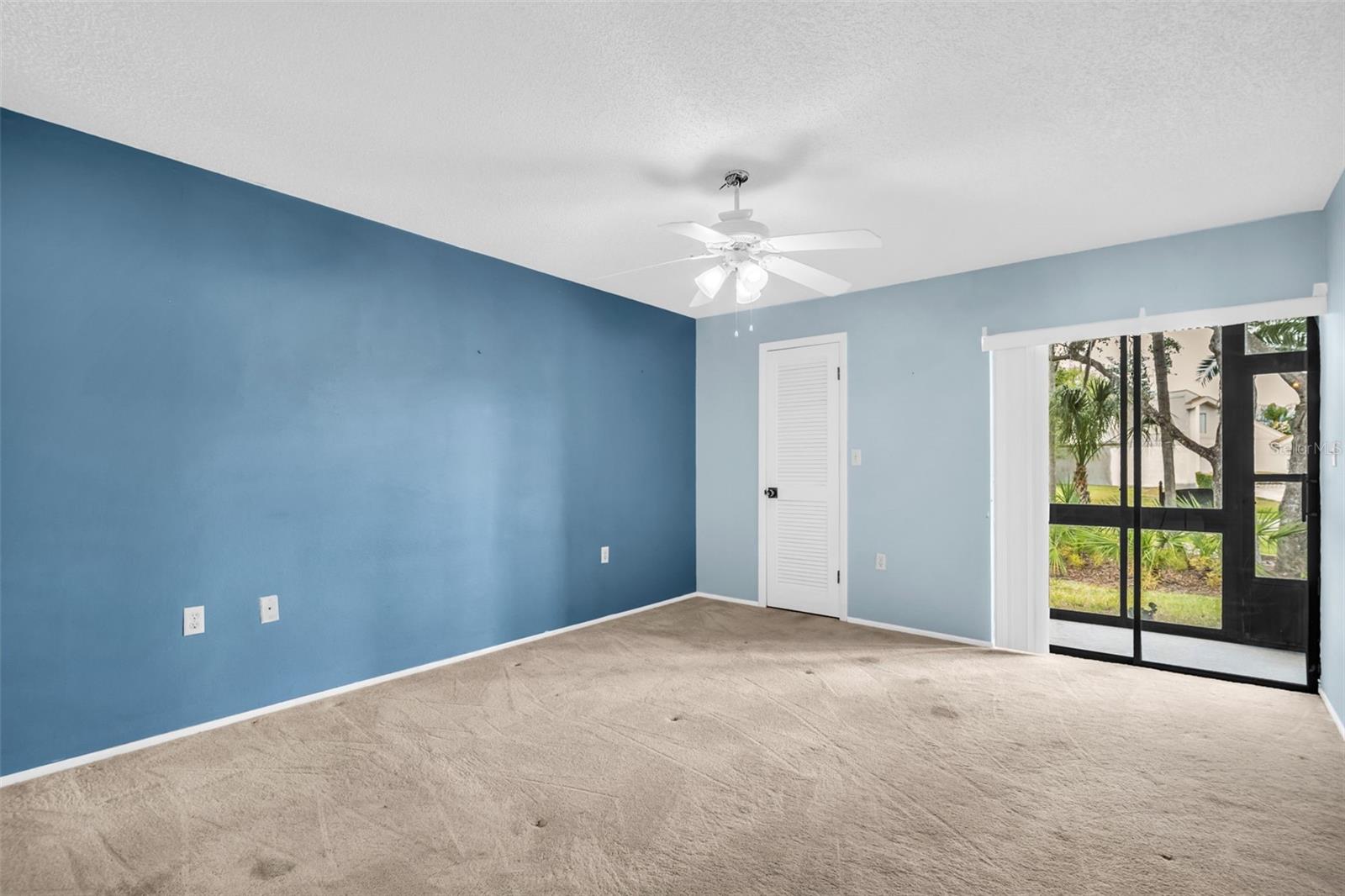 120 EVELYN CT — photo 29