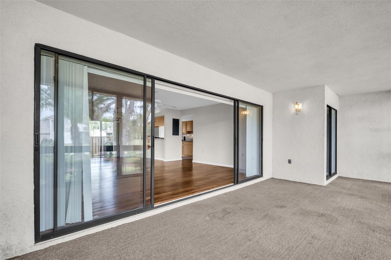 120 EVELYN CT — photo 41
