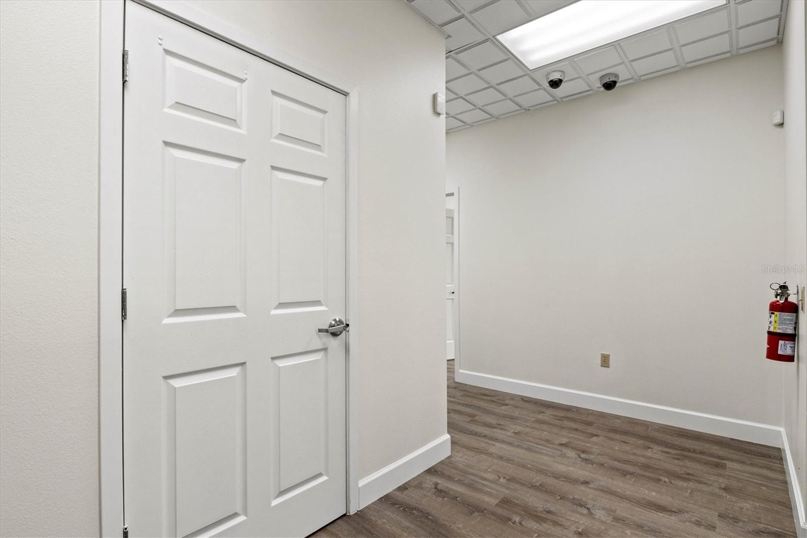 234 N RHODES AVE #105 — photo 21