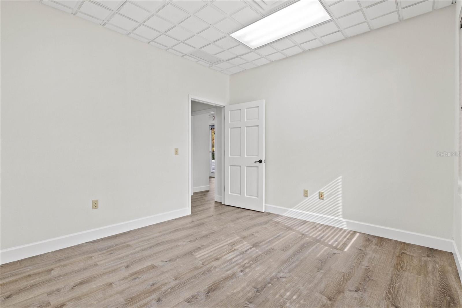 234 N RHODES AVE #105 — photo 13