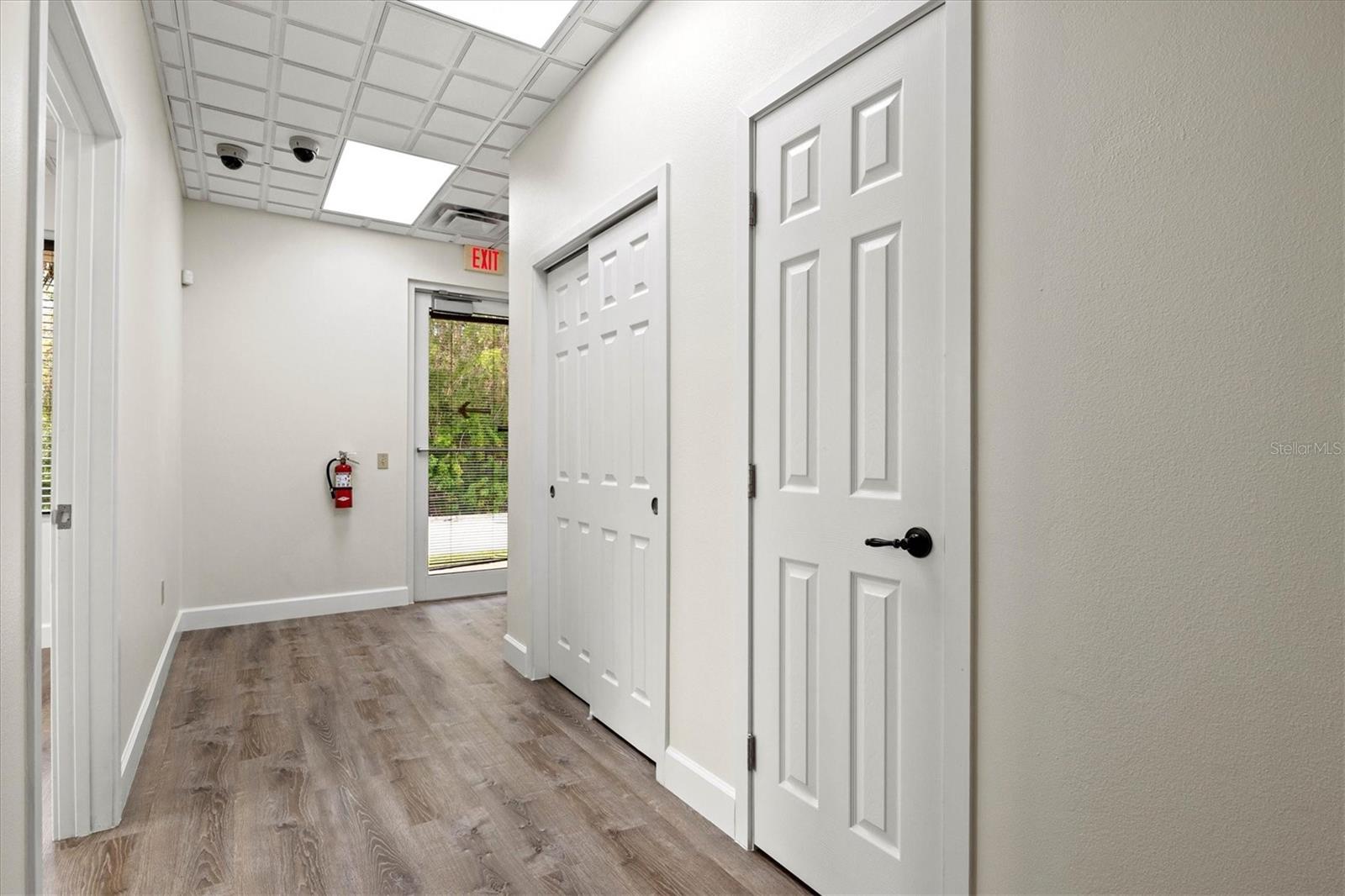 234 N RHODES AVE #105 — photo 16