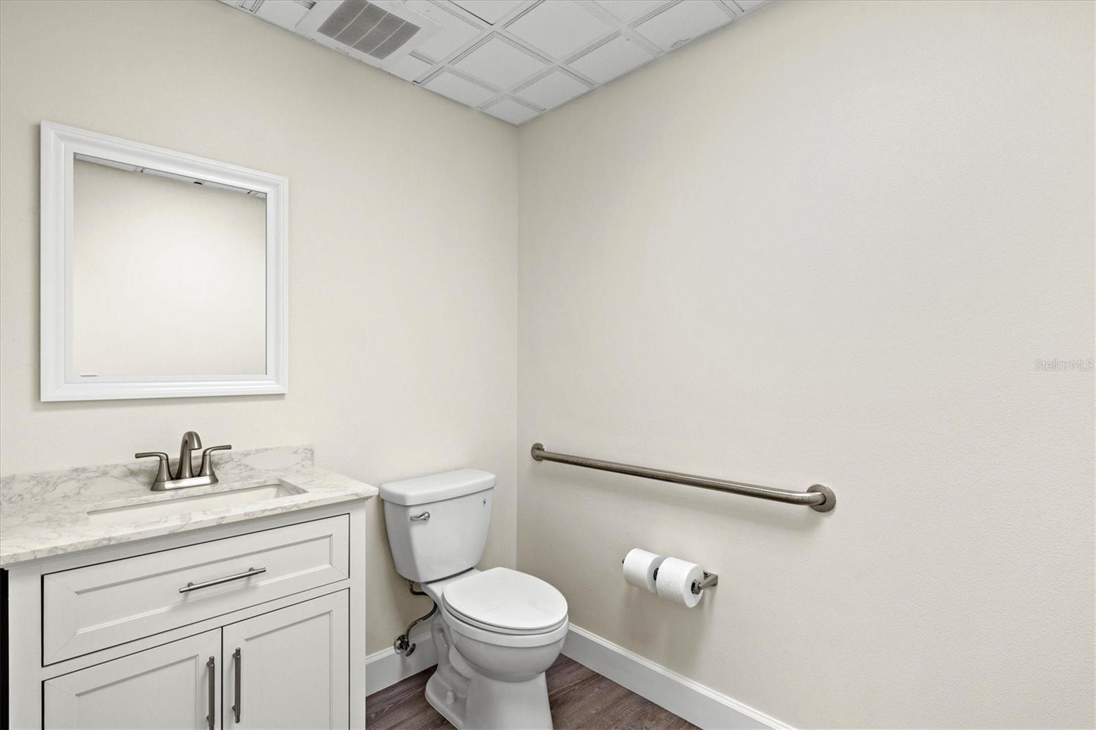 234 N RHODES AVE #105 — photo 22