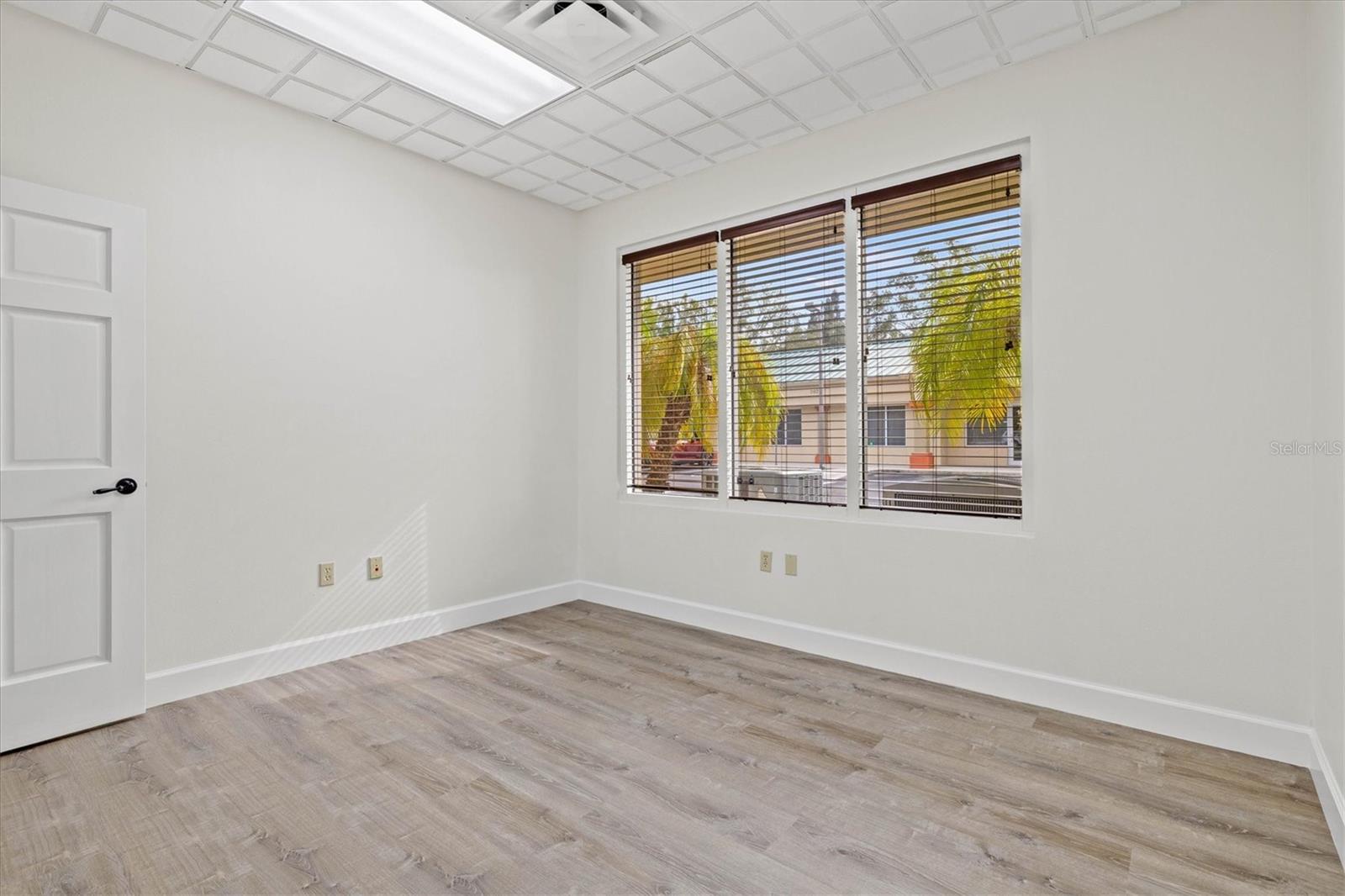 234 N RHODES AVE #105 — photo 15