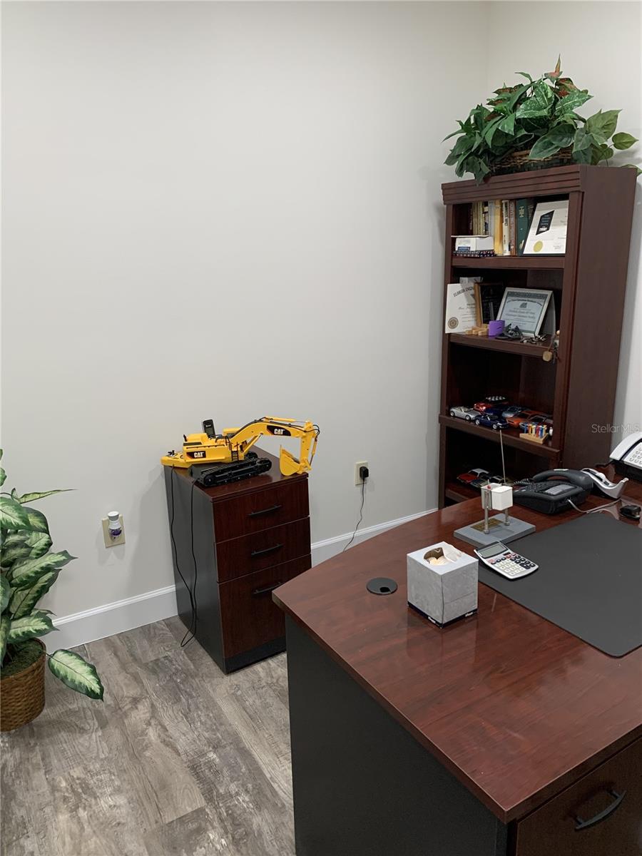 234 N RHODES AVE #108 — photo 16