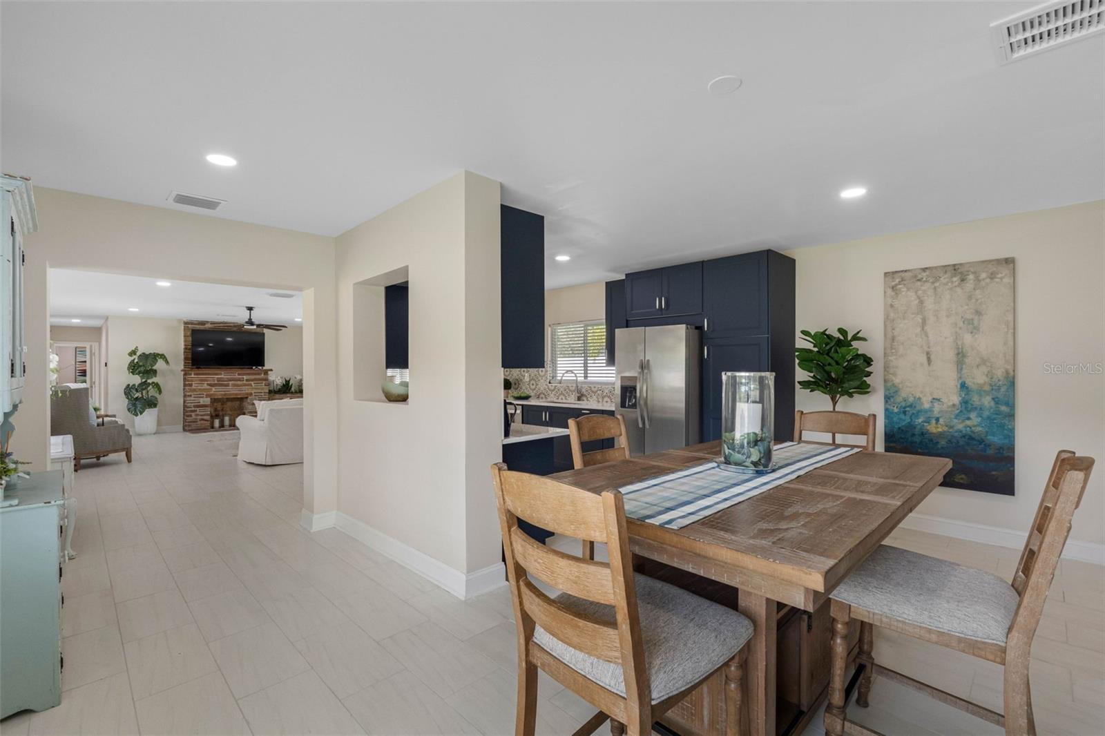 1794 SANTA BARBARA DR — photo 20