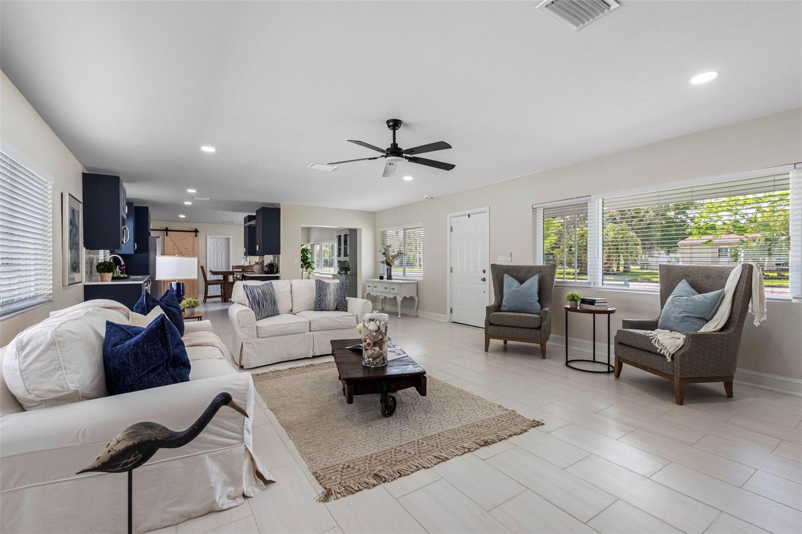 1794 SANTA BARBARA DR — photo 12