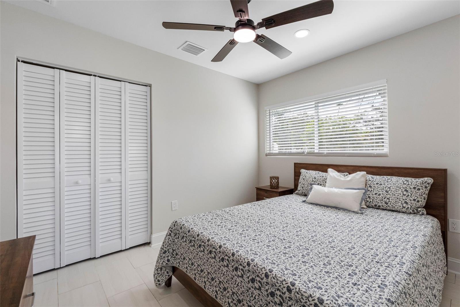 1794 SANTA BARBARA DR — photo 30