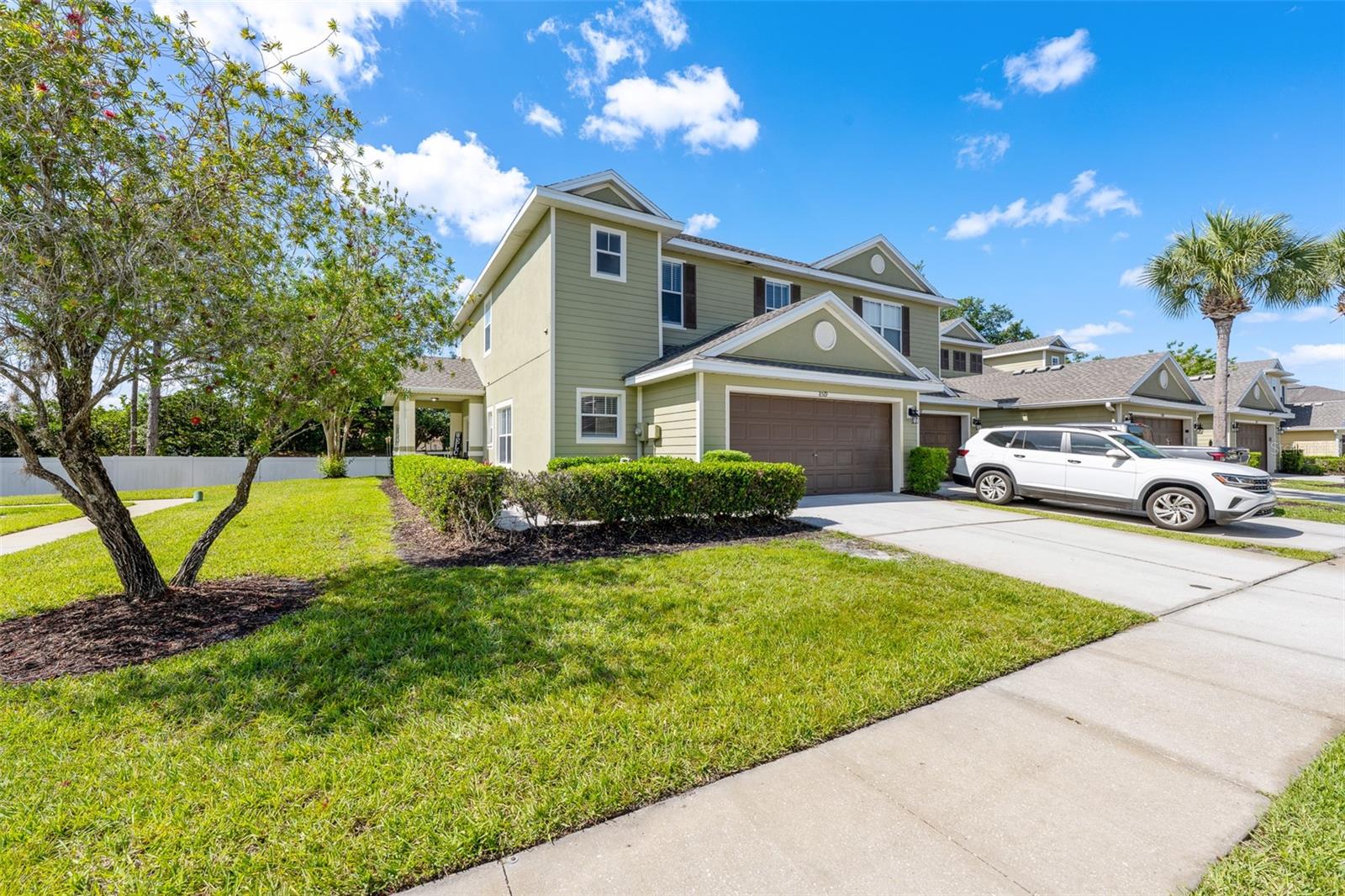 8519 BROKEN WILLOW CT — photo 3