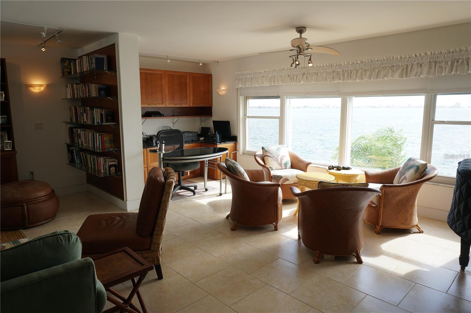 5900 SHORE BLVD S #402 — photo 4