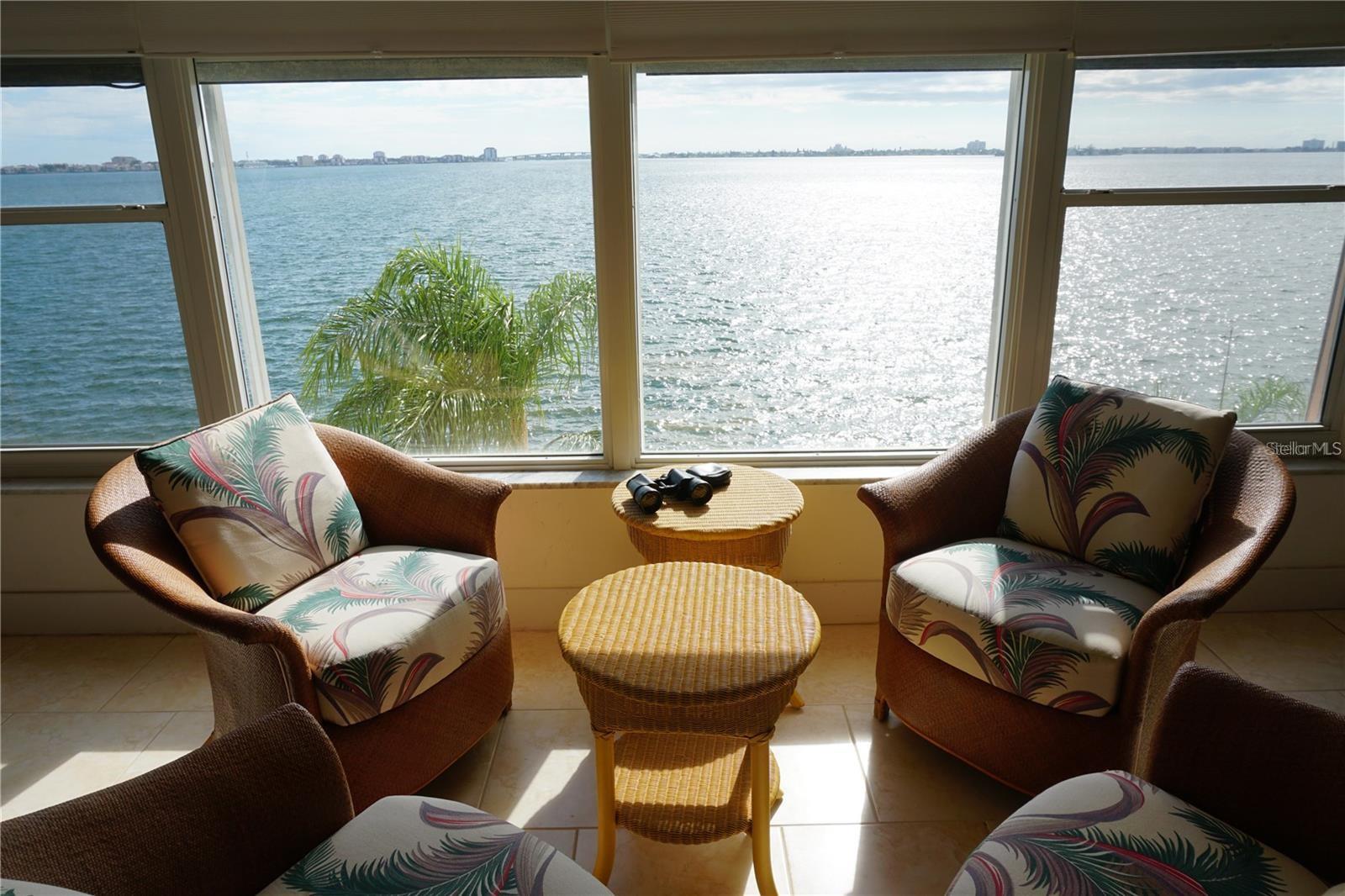 5900 SHORE BLVD S #402 — photo 3