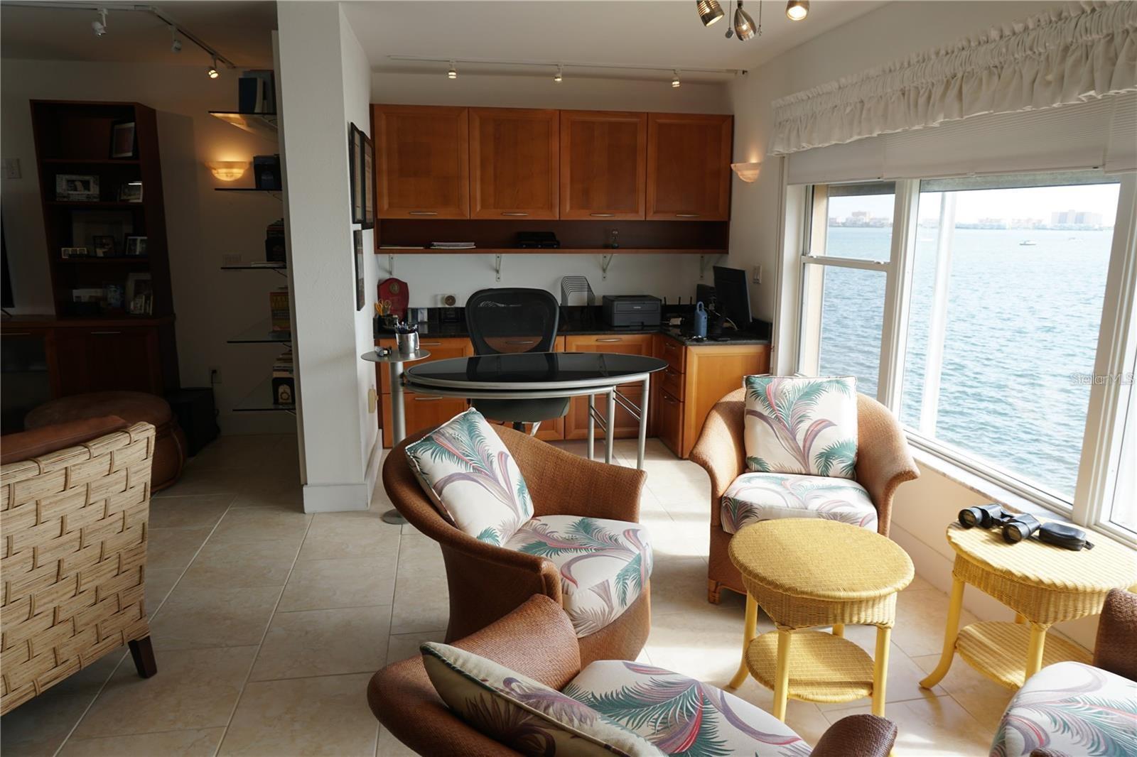 5900 SHORE BLVD S #402 — photo 5