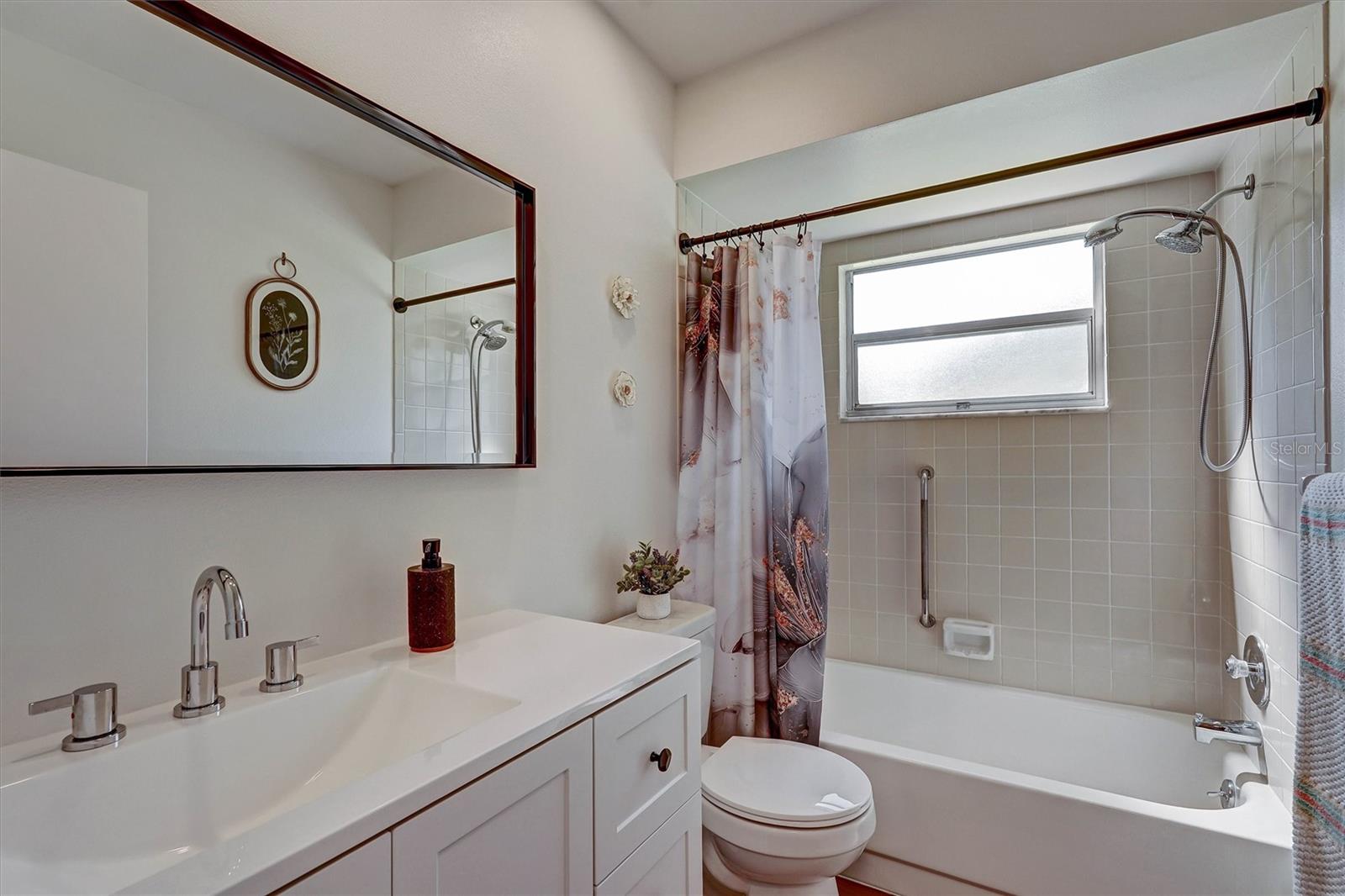 3925 OAKHURST BLVD — photo 14