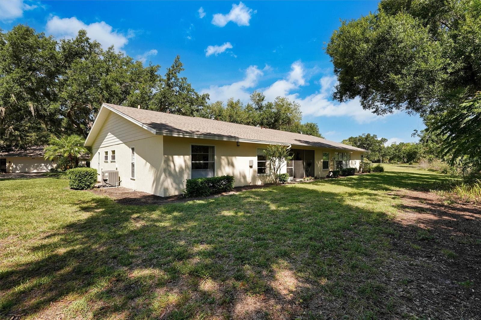 3925 OAKHURST BLVD — photo 18