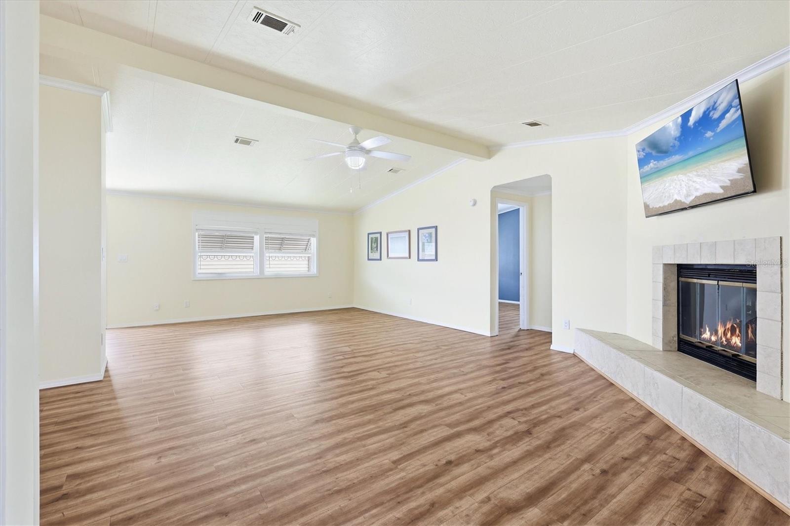 4308 13TH ST E — photo 5