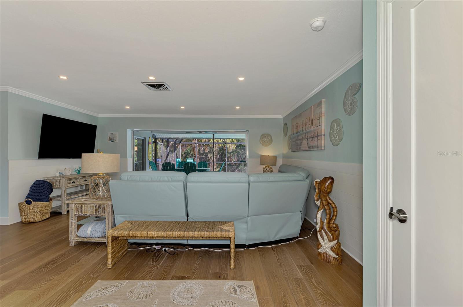 307 AVENIDA DE PARADISIO — photo 10