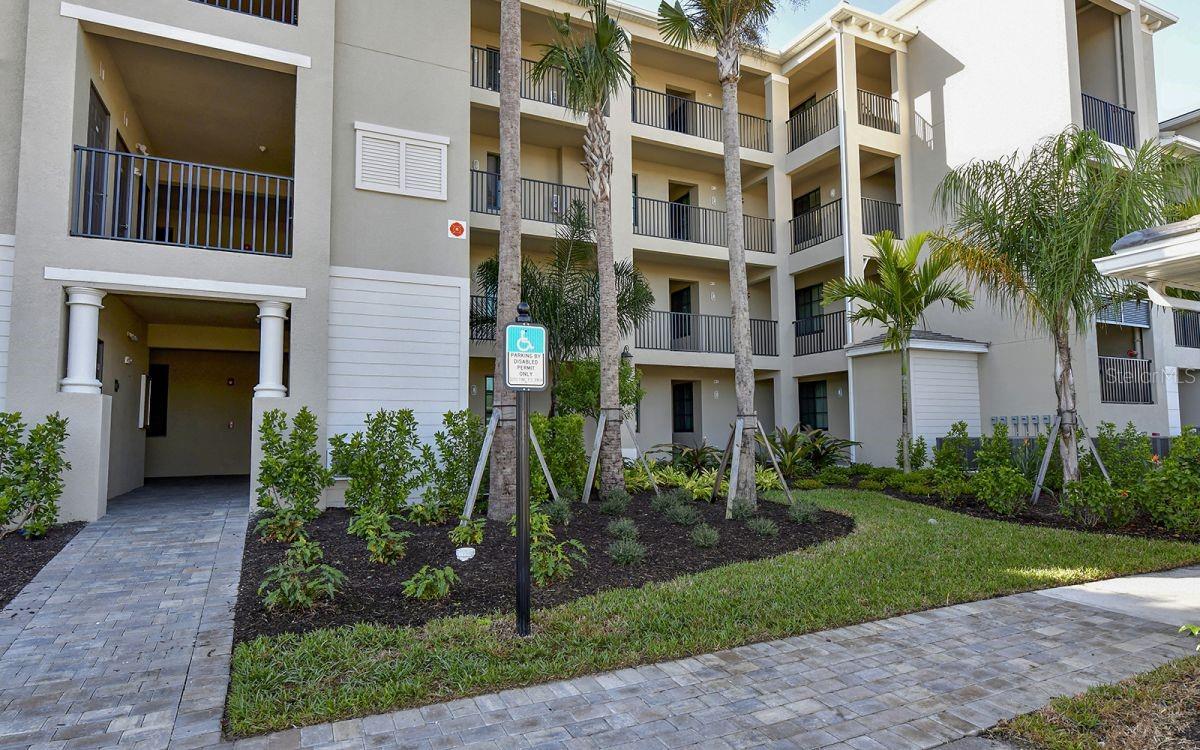17626 GAWTHROP DR #206 — photo 3