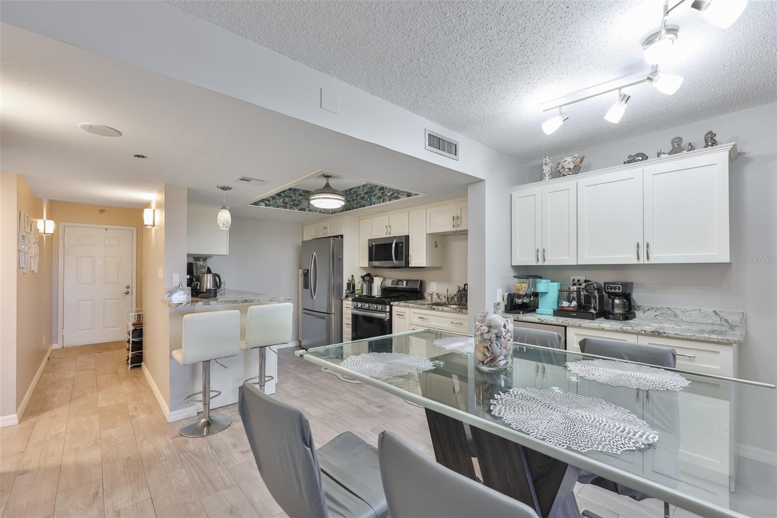 5400 PARK ST N #208 — photo 4