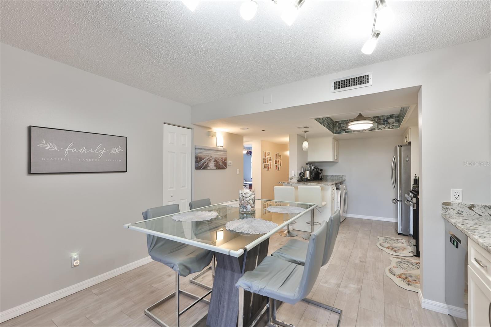 5400 PARK ST N #208 — photo 3