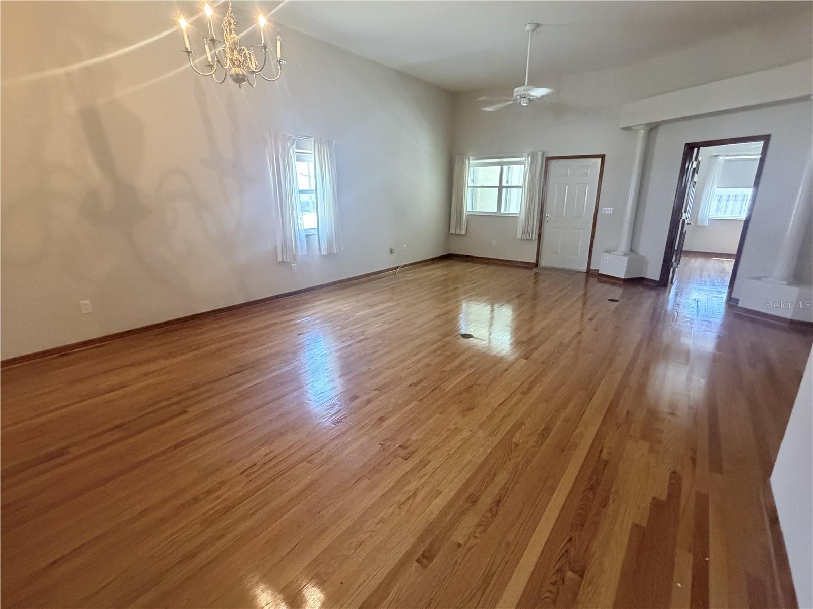 2784 ALEXANDER DR — photo 3