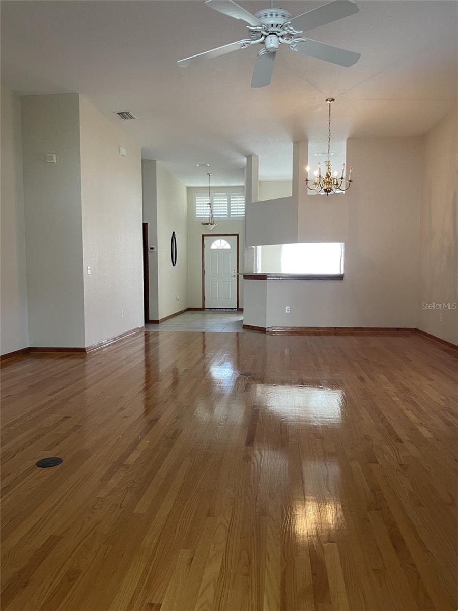 2784 ALEXANDER DR — photo 4