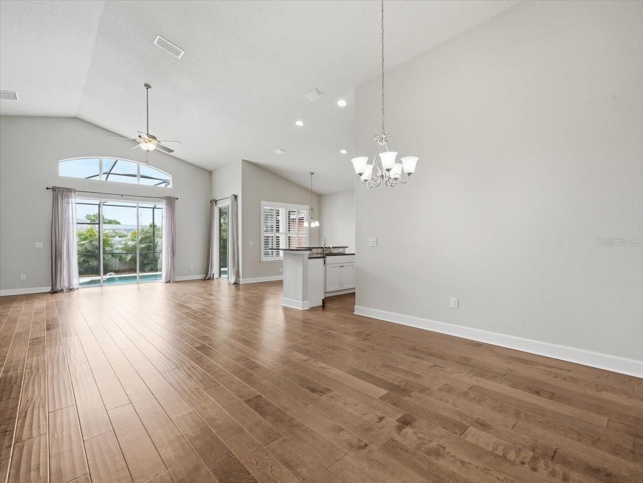 2514 SUMMERDALE CT — photo 7