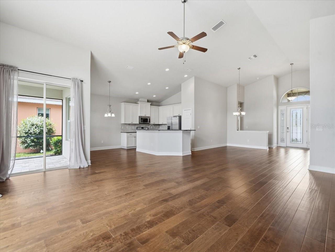 2514 SUMMERDALE CT — photo 11