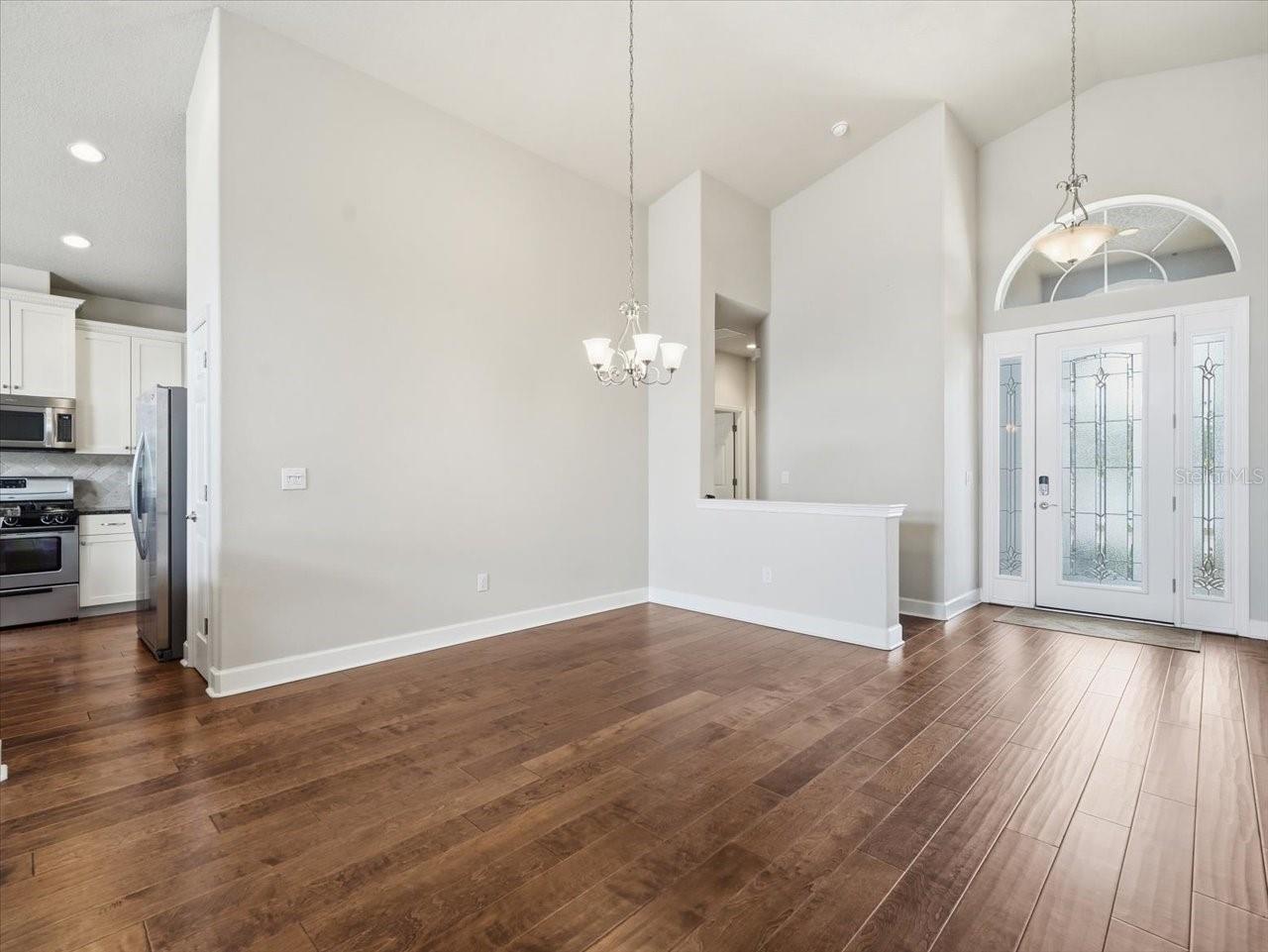 2514 SUMMERDALE CT — photo 5