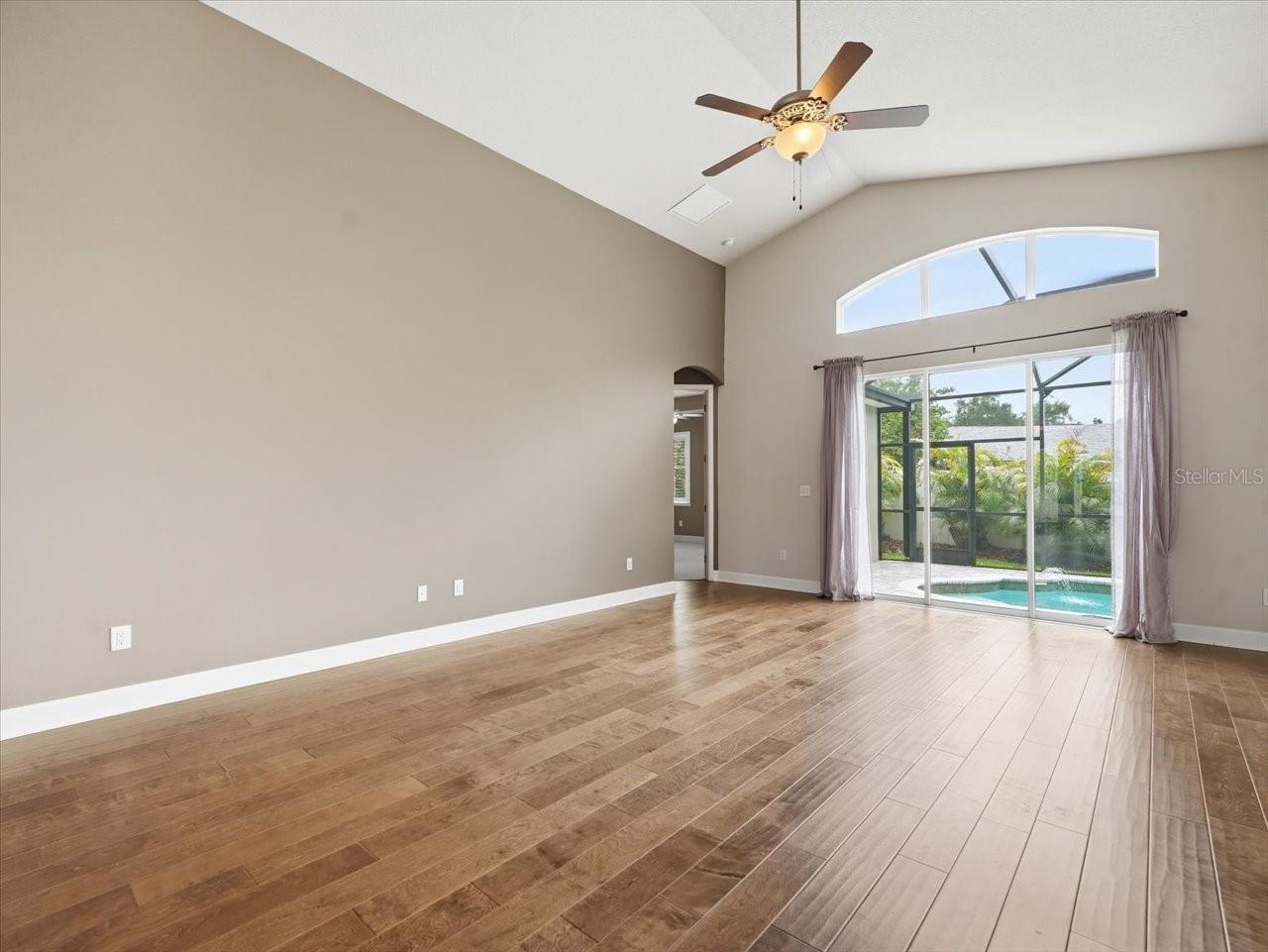2514 SUMMERDALE CT — photo 12