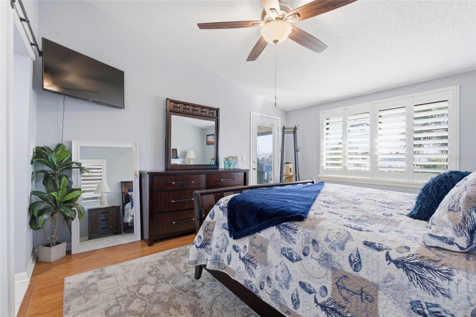 11650 CAPRI CIR S #204 — photo 23