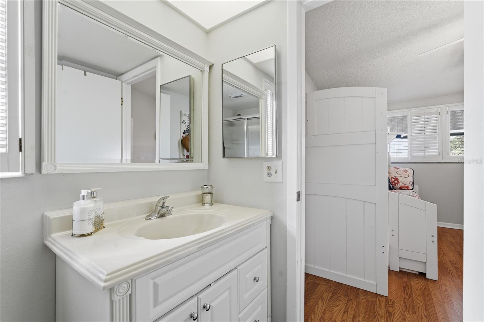 11650 CAPRI CIR S #204 — photo 25