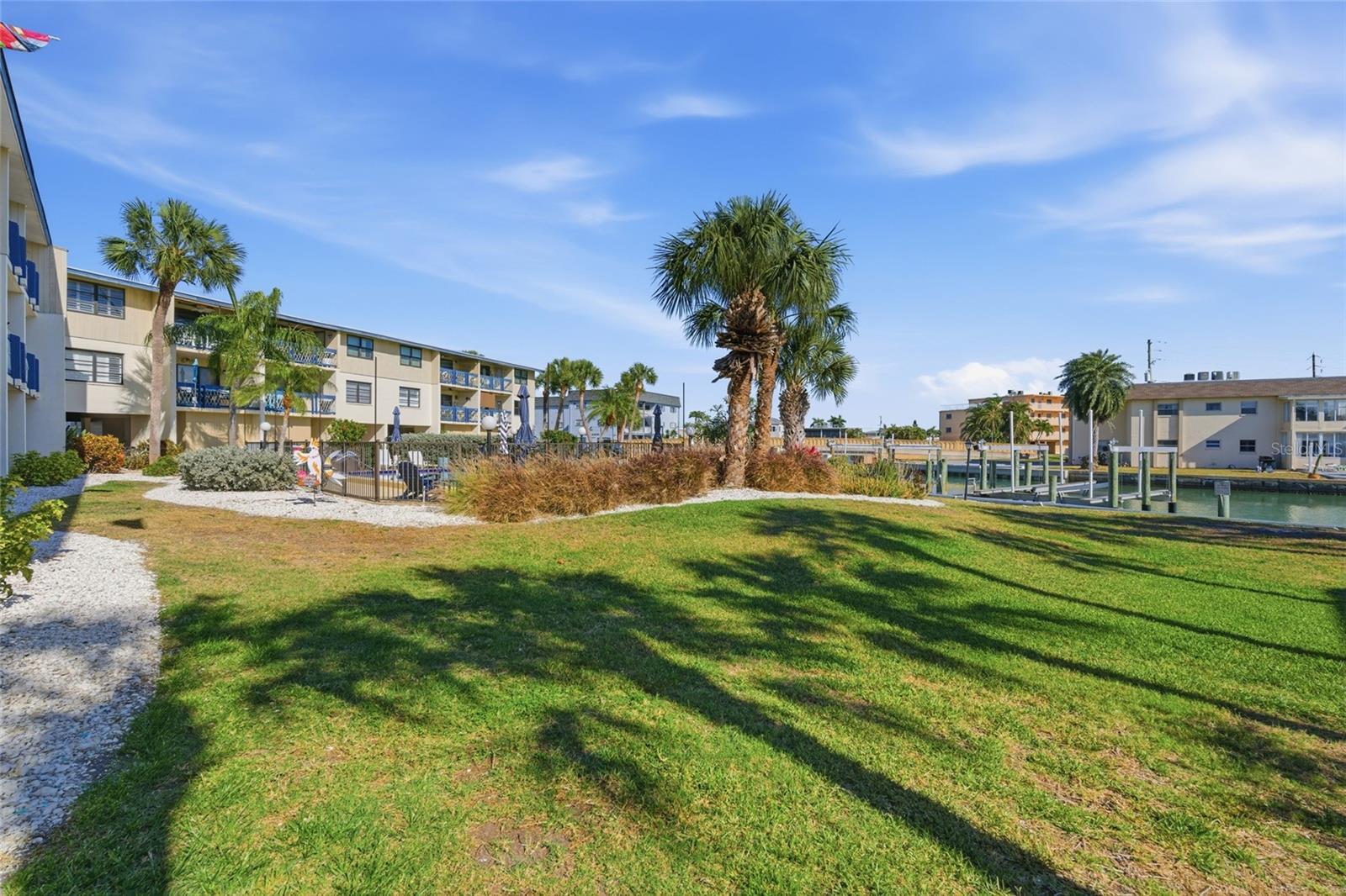11650 CAPRI CIR S #204 — photo 41