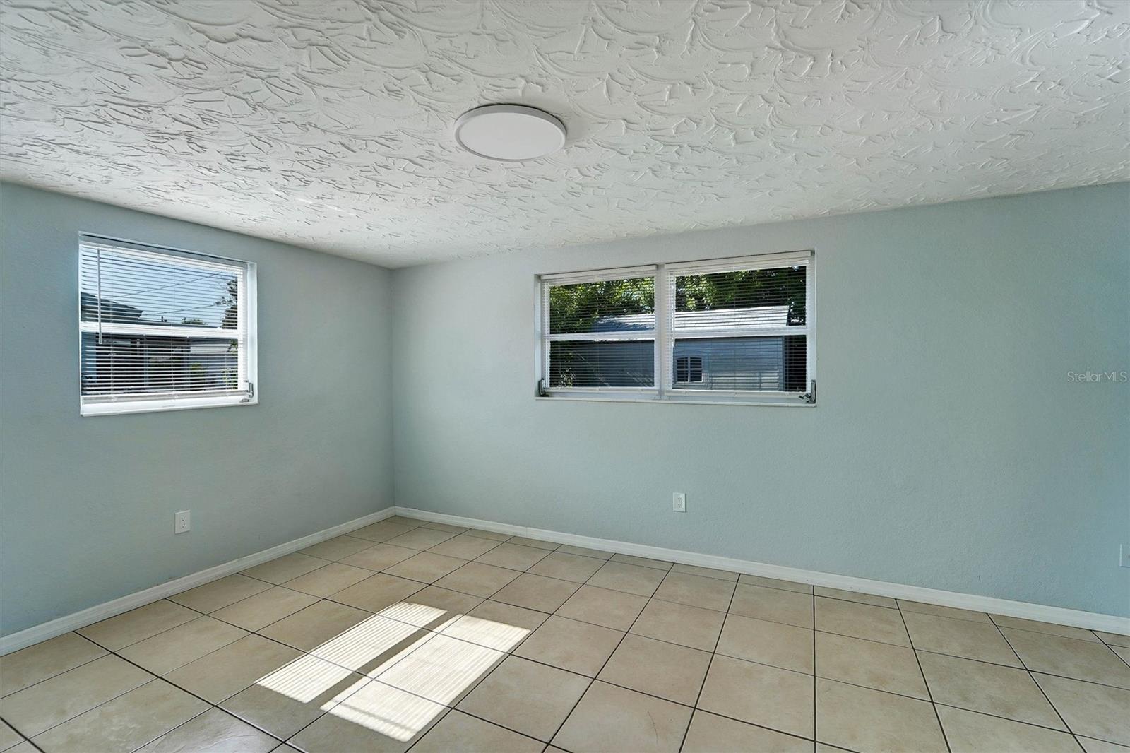5344 NANCY LN — photo 14