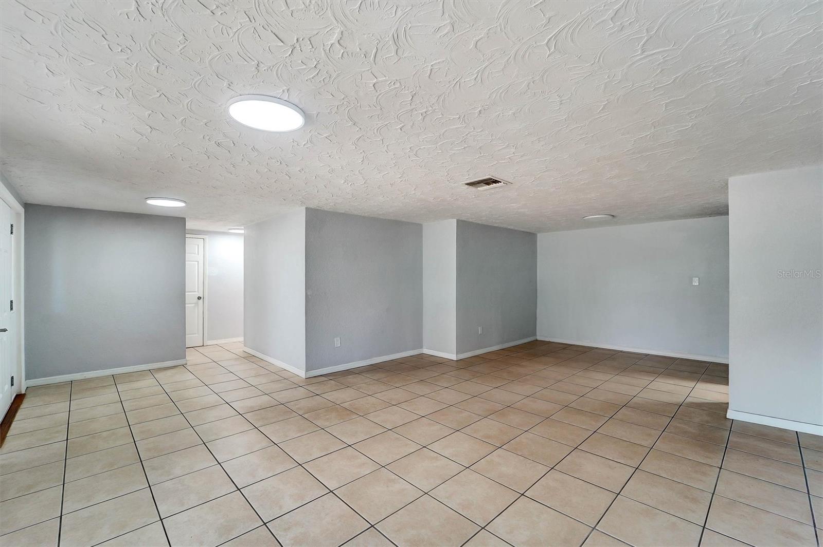 5344 NANCY LN — photo 6