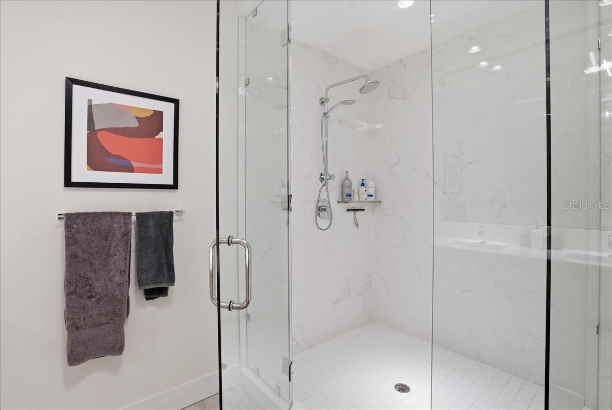 111 S PINEAPPLE AVE #714 — photo 37