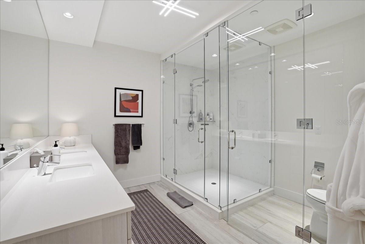111 S PINEAPPLE AVE #714 — photo 36