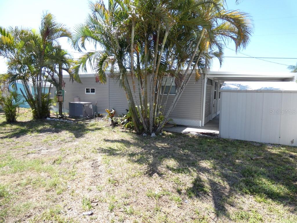 12674 SEMINOLE BLVD #S8 — photo 33