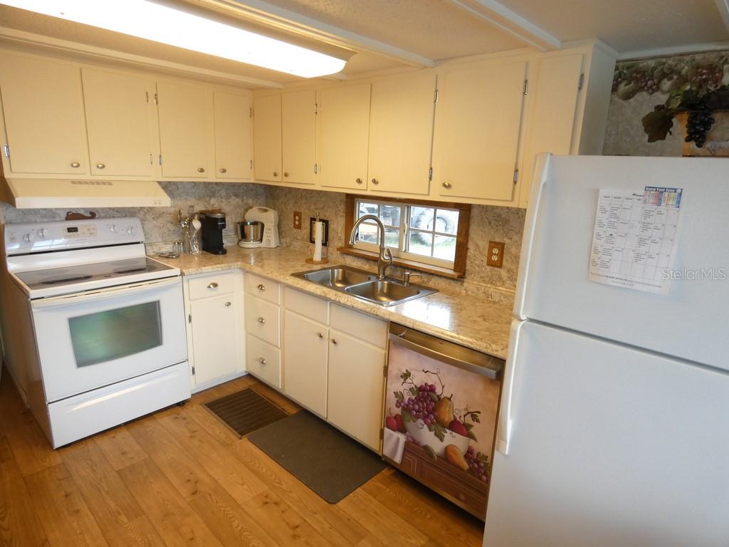 12674 SEMINOLE BLVD #S8 — photo 18