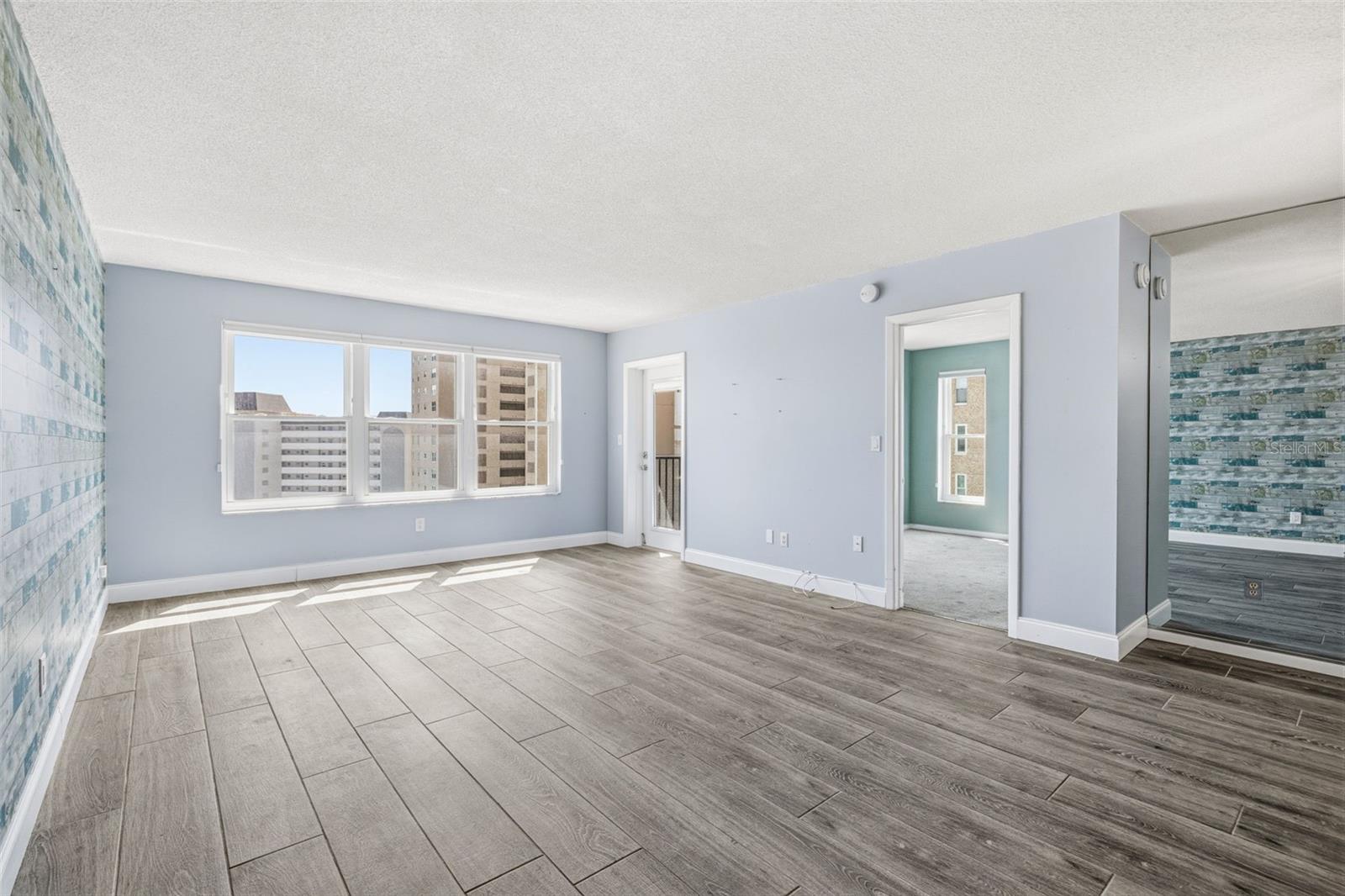 5220 BRITTANY DR S #901 — photo 12
