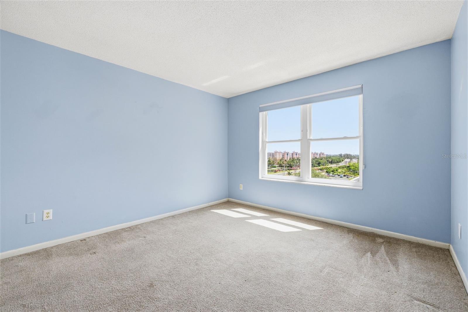 5220 BRITTANY DR S #901 — photo 23