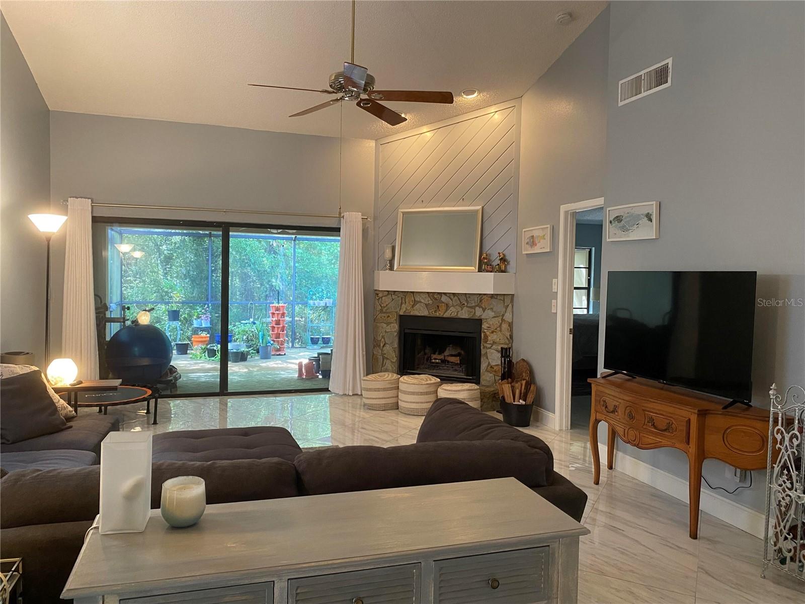 3134 WINDMOOR DR N — photo 8