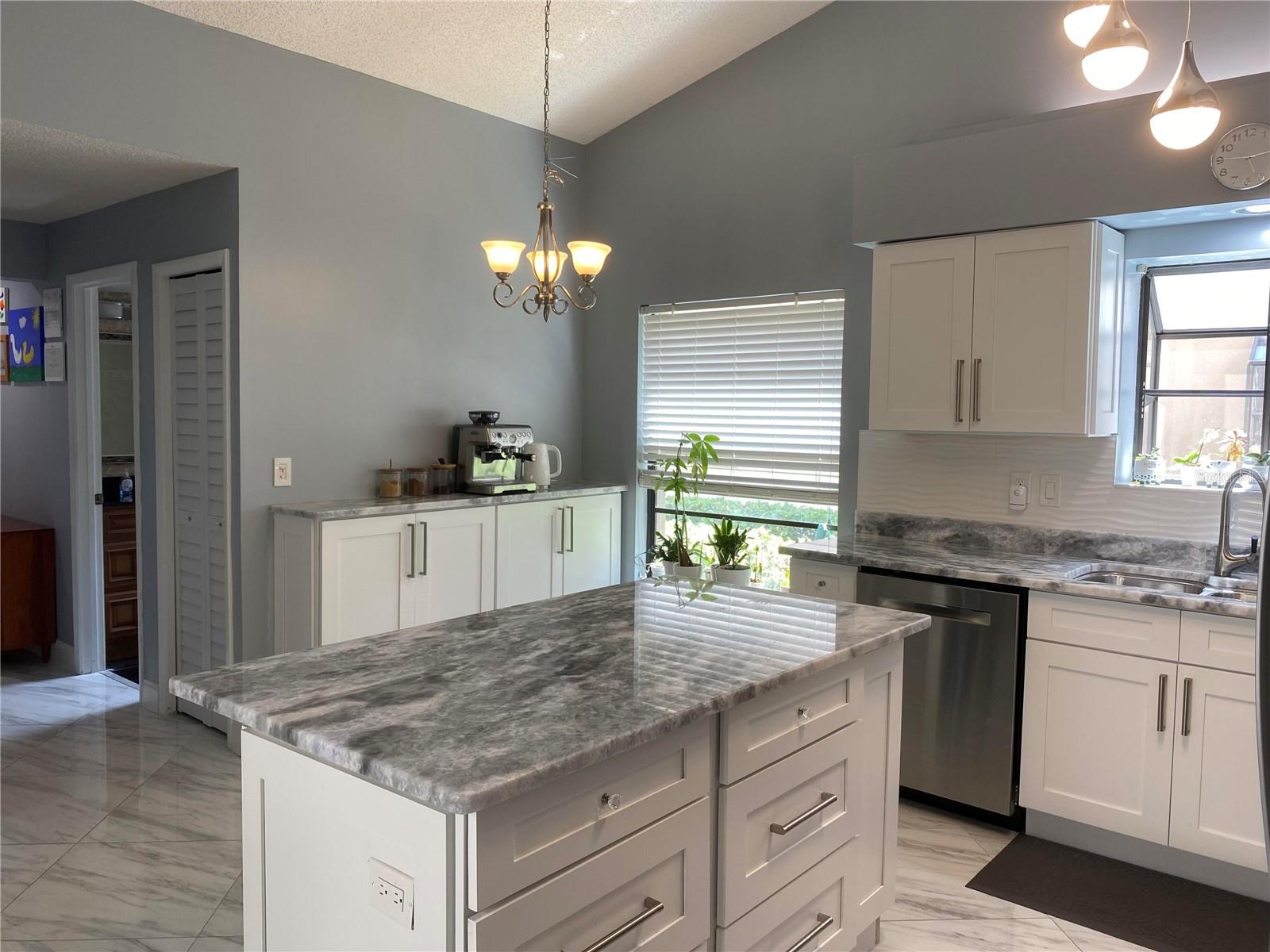 3134 WINDMOOR DR N — photo 21
